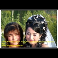 16849 15125 Observatorium des Ulugbek Hochzeitspaare Samarkand Usbekistan 2010.JPG